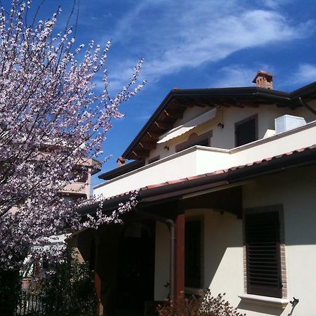 Appartamento Camera Da Stefy Bastia Umbra Ruang foto
