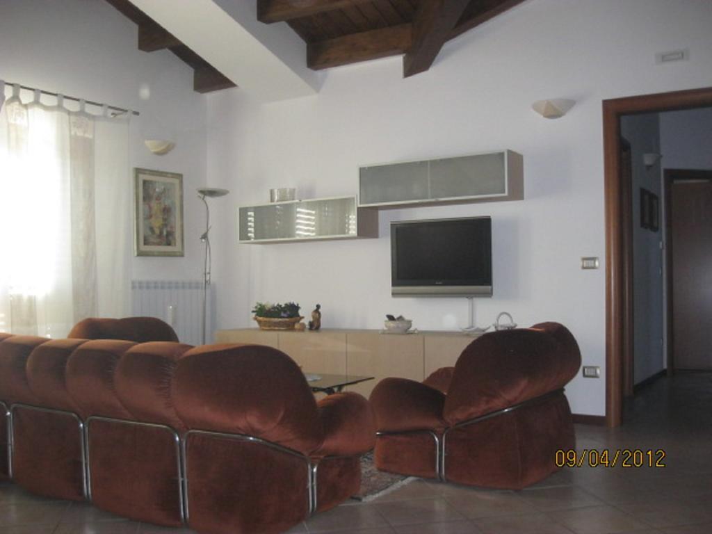 Appartamento Camera Da Stefy Bastia Umbra Bagian luar foto